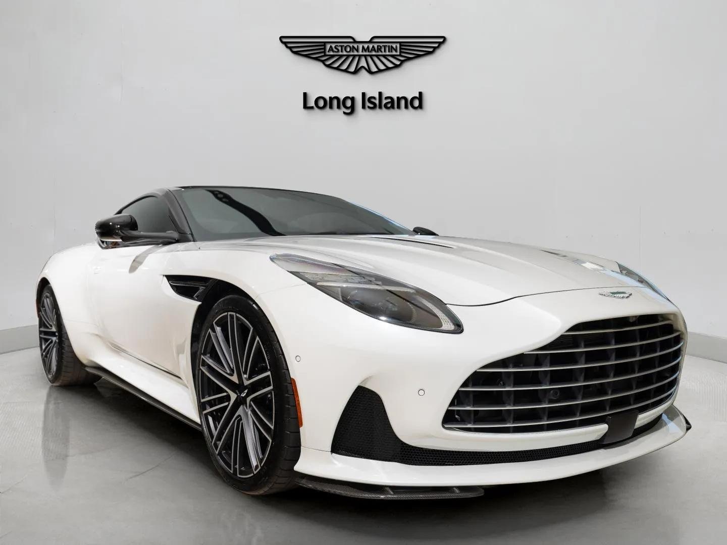 2024 Aston Martin DB12 photo 3