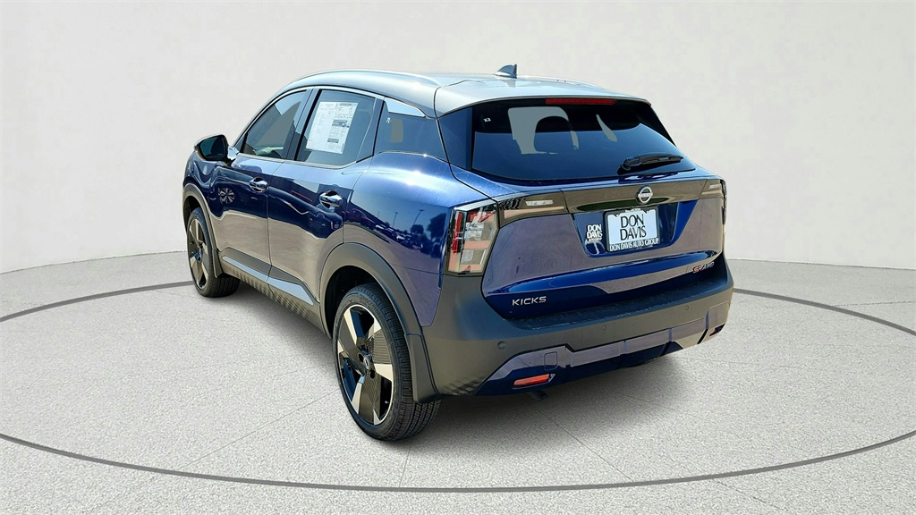 2025 Nissan Kicks