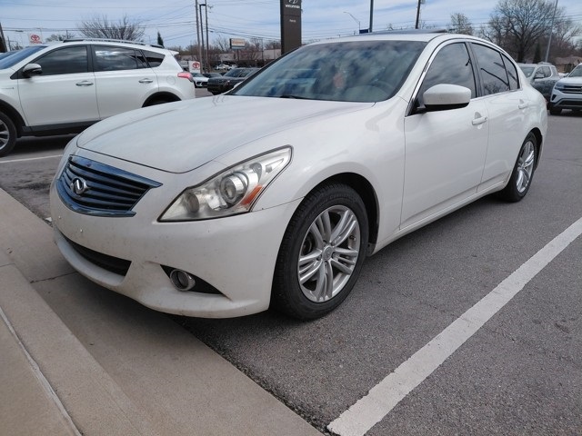 2013 INFINITI G37 Journey Sedan RWD