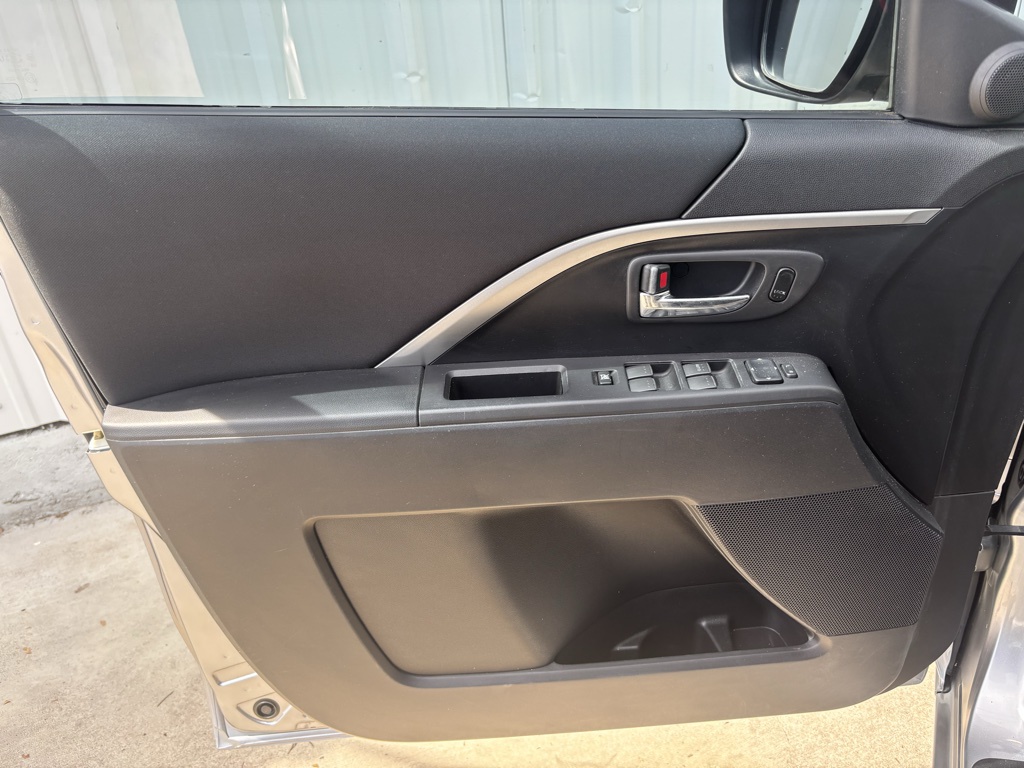 Used Car 2014 Mazda Mazda5  Sport For Sale In Austin, Texas