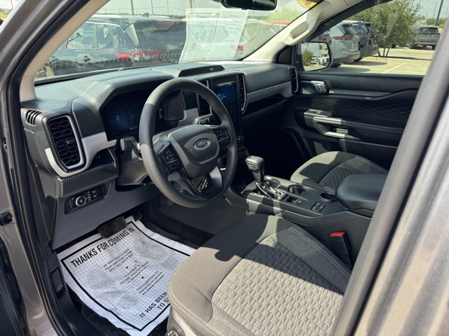 2024 Ford Ranger XL photo 2