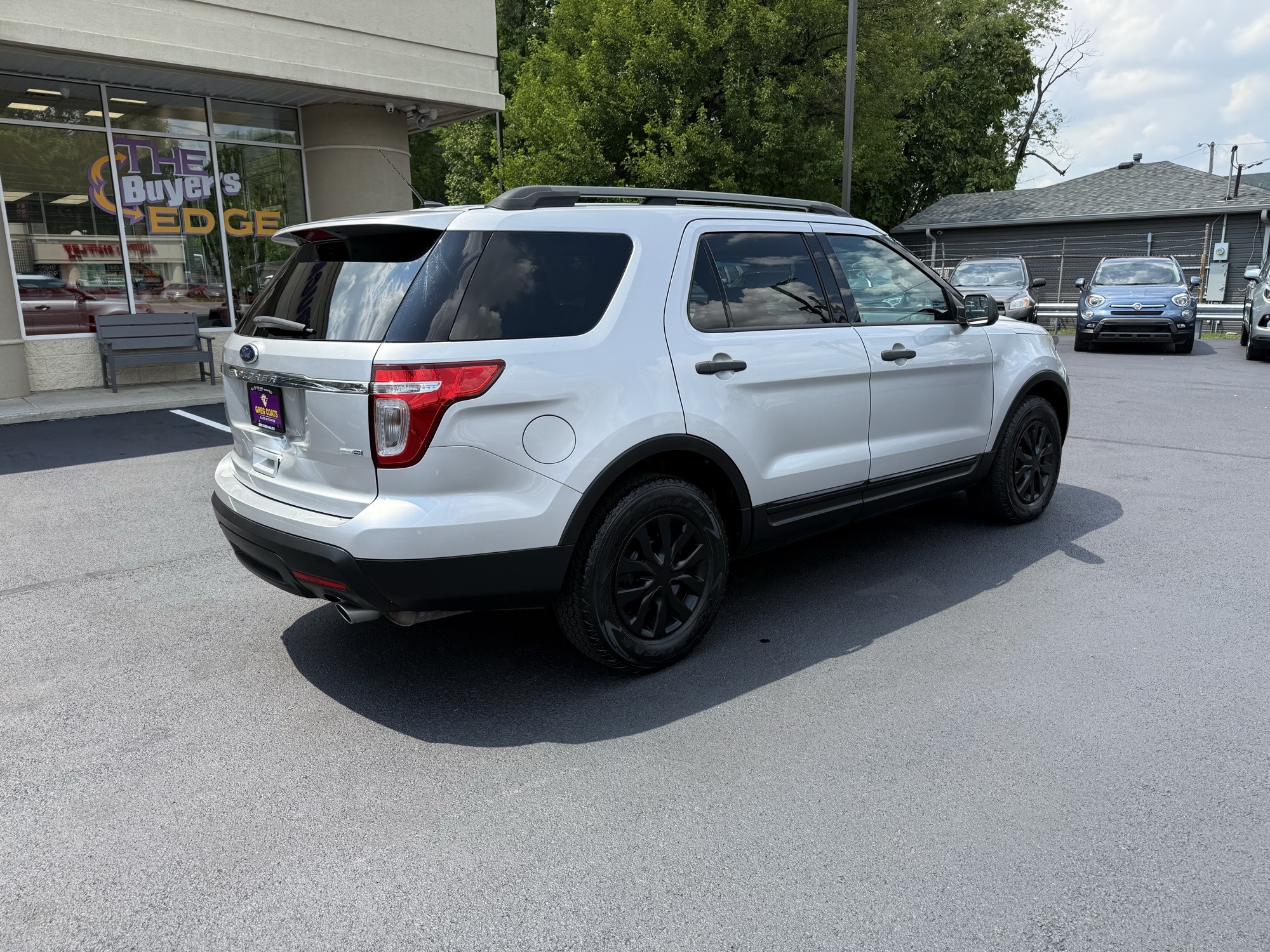 2013 Ford Explorer Base photo 2