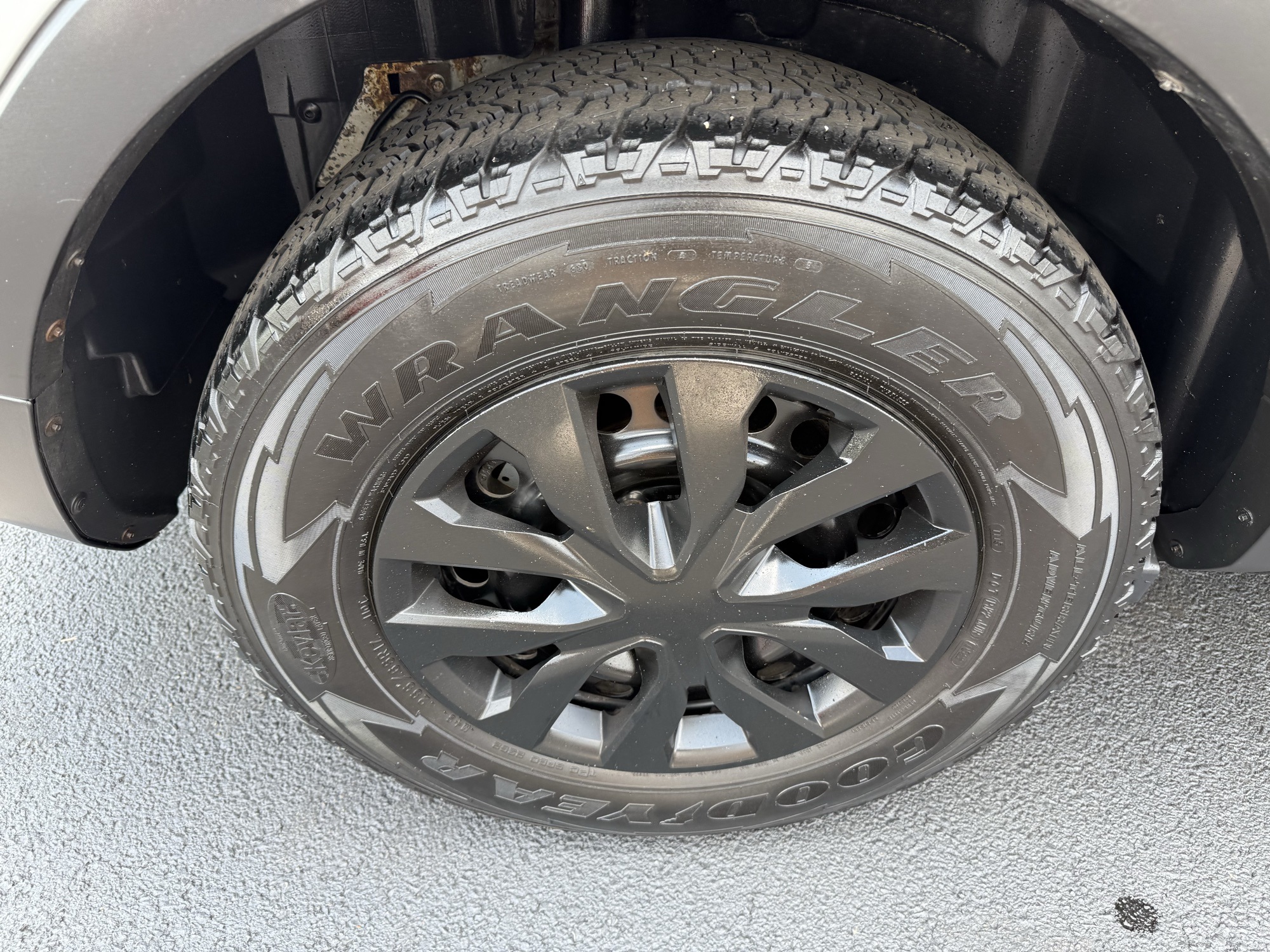2013 Ford Explorer Base photo 6