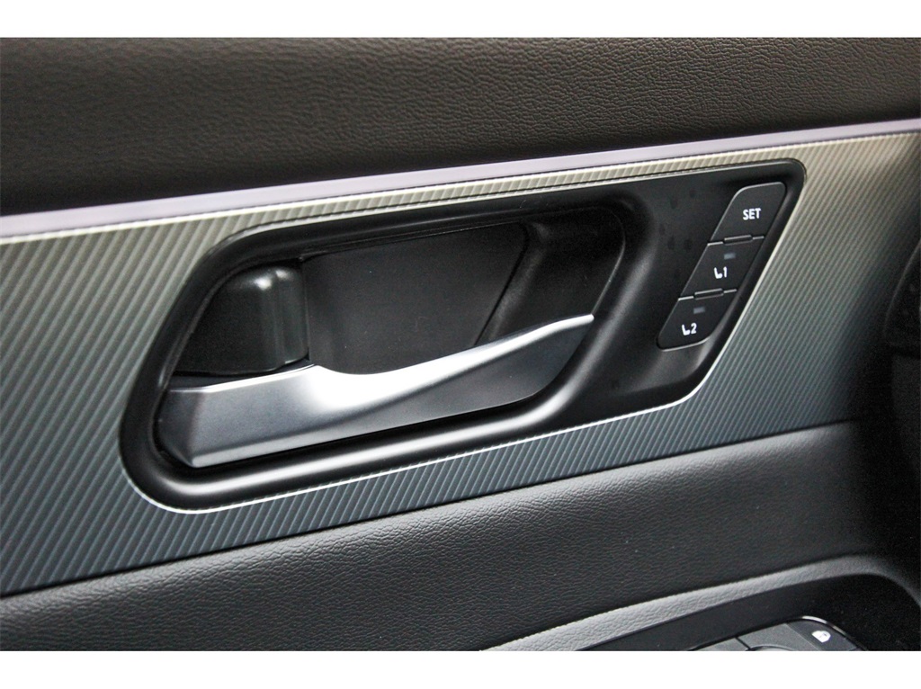 2026 Nissan Murano Platinum White at Bravo Nissan