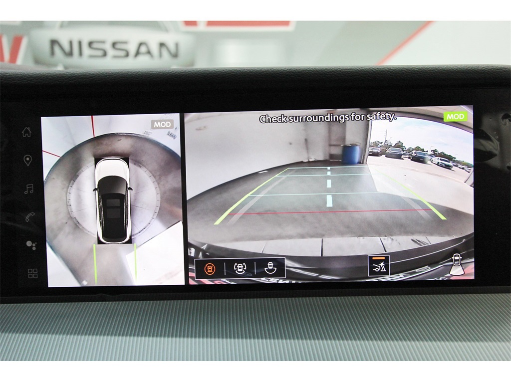 2026 Nissan Murano Platinum White at Bravo Nissan