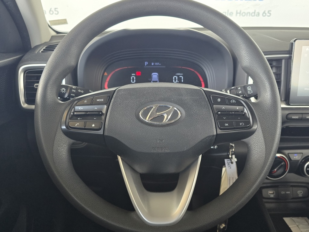 Thumbnail: 2023 Hyundai Venue - 11