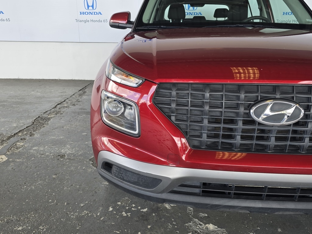 Thumbnail: 2023 Hyundai Venue - 19