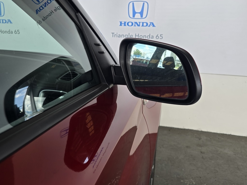 Thumbnail: 2023 Hyundai Venue - 27