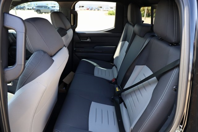 2024 Toyota Tacoma TRD Off-Road - 11