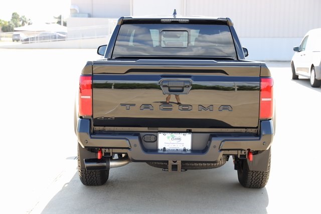 2024 Toyota Tacoma TRD Off-Road - 6