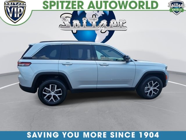 Silver Zynith 2024 Jeep Grand Cherokee SUV / Crossover Four-Wheel Drive 8-Speed Automatic