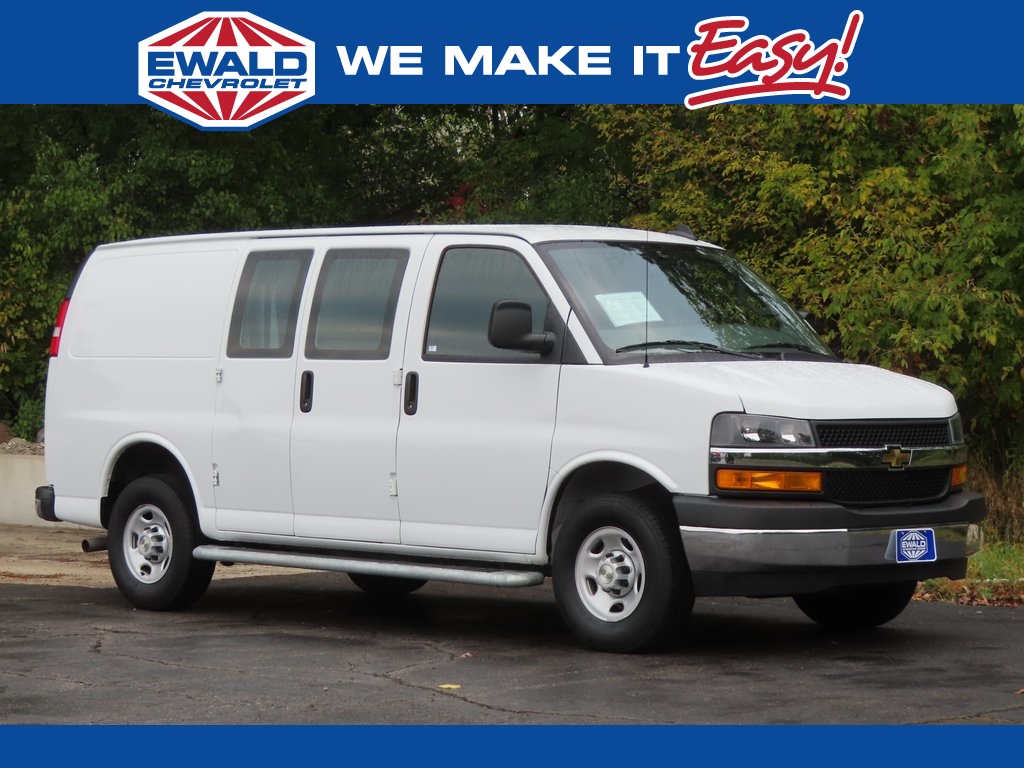 2024 Chevrolet Express 2500 Work Van 