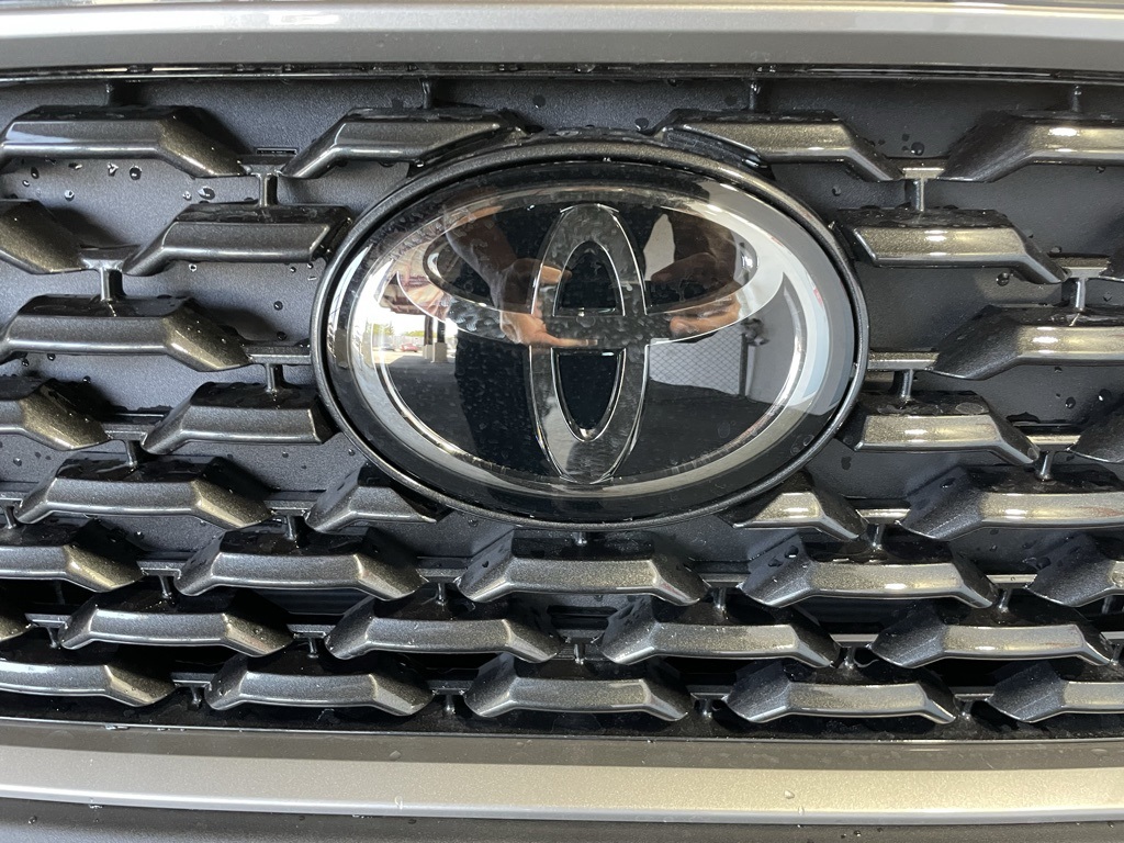 Thumbnail: 2025 Toyota Corolla Cross - 13