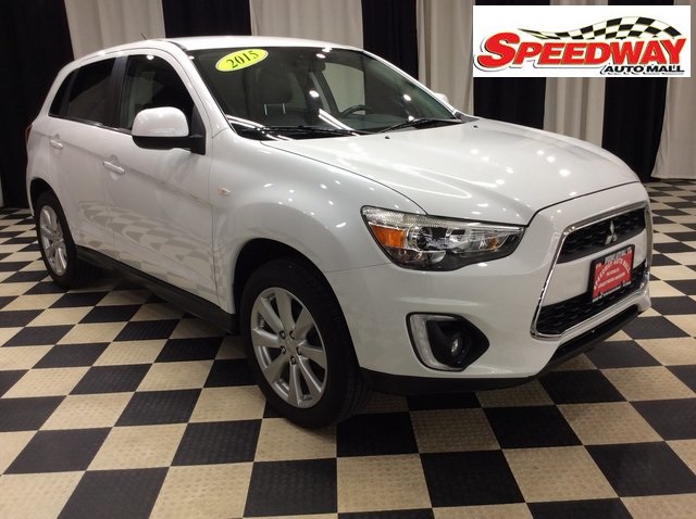 2015 Mitsubishi Outlander Sport SE's photo