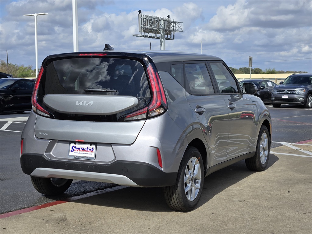 2025 Kia Soul LX Gray at Shottenkirk Kia Fort Bend
