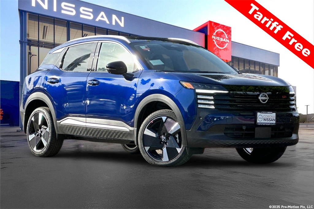 2026 Nissan KICKS SR's photo