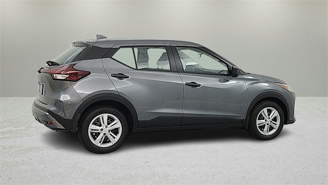 2025 Nissan Kicks Play