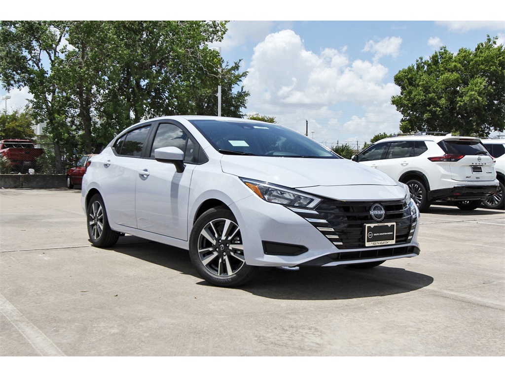 2025 Nissan Versa 1.6 SV - 0