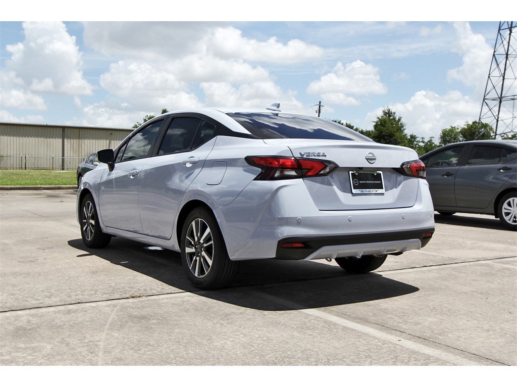 2025 Nissan Versa 1.6 SV - 2