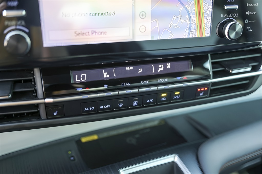 Used Car 2022 Toyota Sienna  Xse For Sale Under $50,000 In Austin, Texas