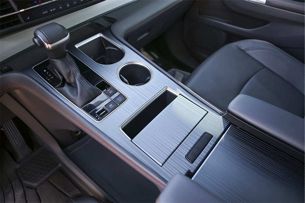 Used Car 2022 Toyota Sienna  Xse For Sale Under $50,000 In Austin, Texas