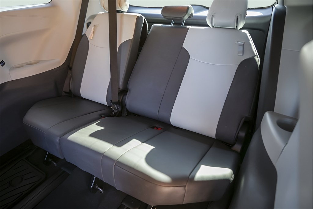 Used Car 2022 Toyota Sienna  Xse For Sale Under $50,000 In Austin, Texas