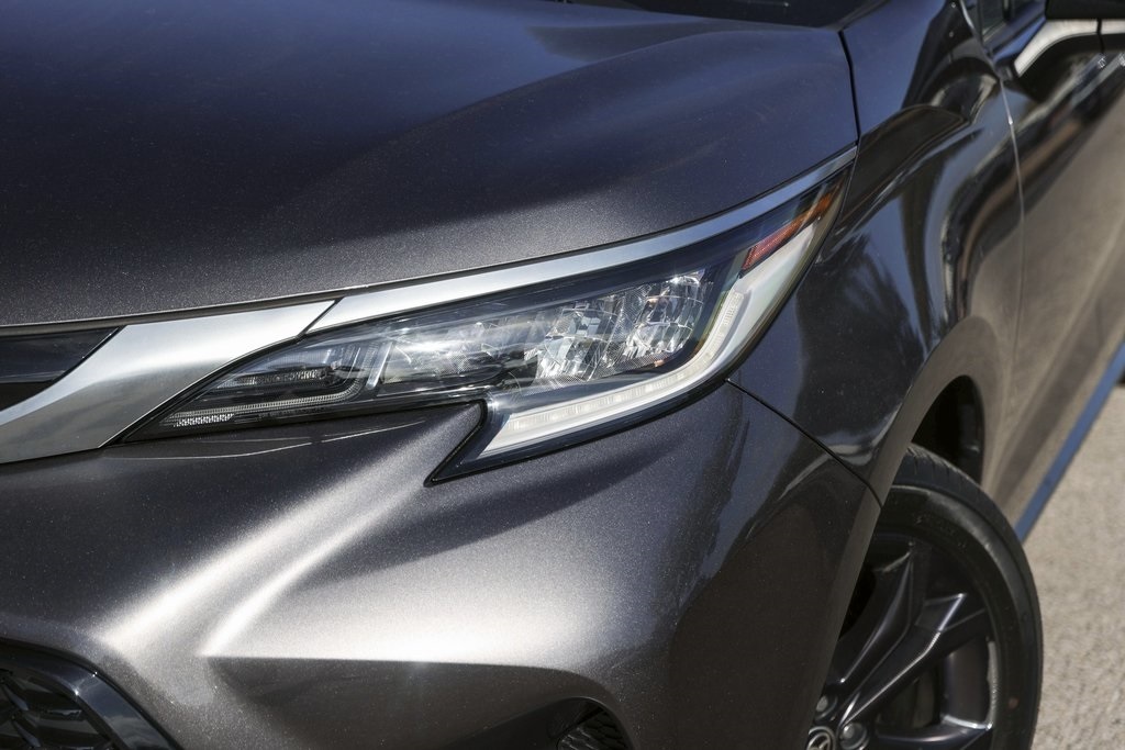 Used Car 2022 Toyota Sienna  Xse For Sale Under $50,000 In Austin, Texas