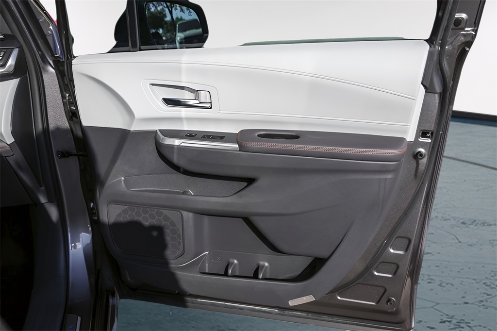 Used Car 2022 Toyota Sienna  Xse For Sale Under $50,000 In Austin, Texas