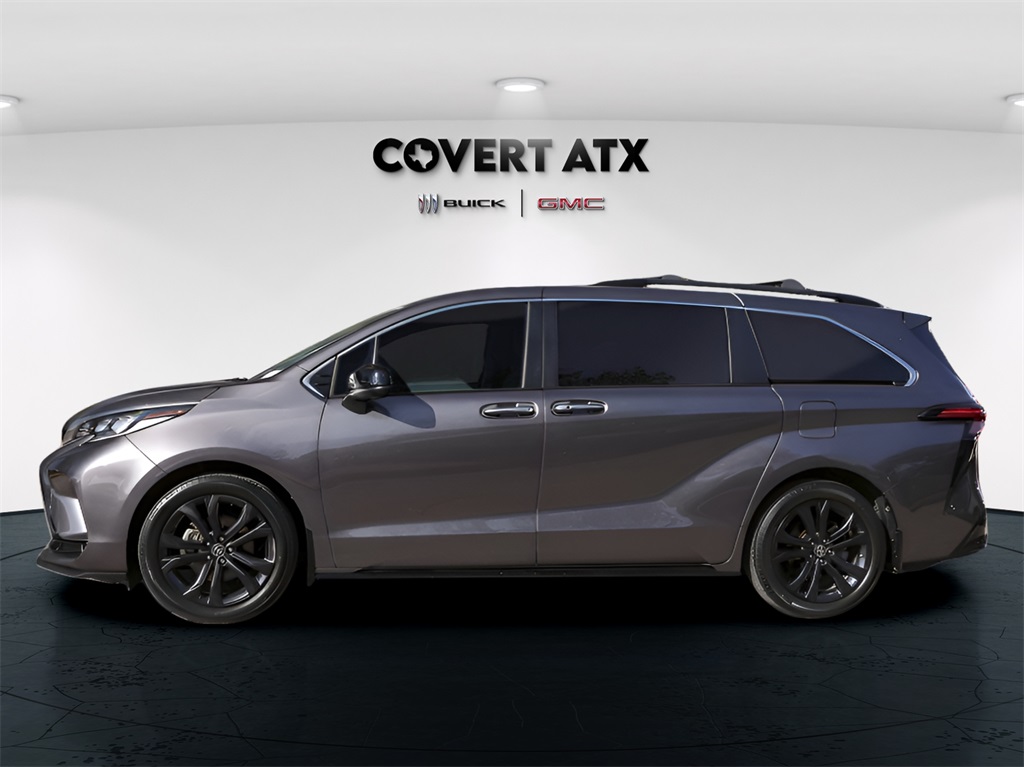 Used Car 2022 Toyota Sienna  Xse For Sale Under $50,000 In Austin, Texas