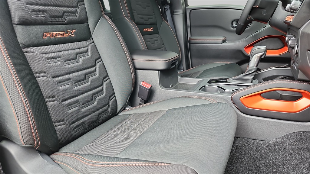 2025 Nissan Frontier