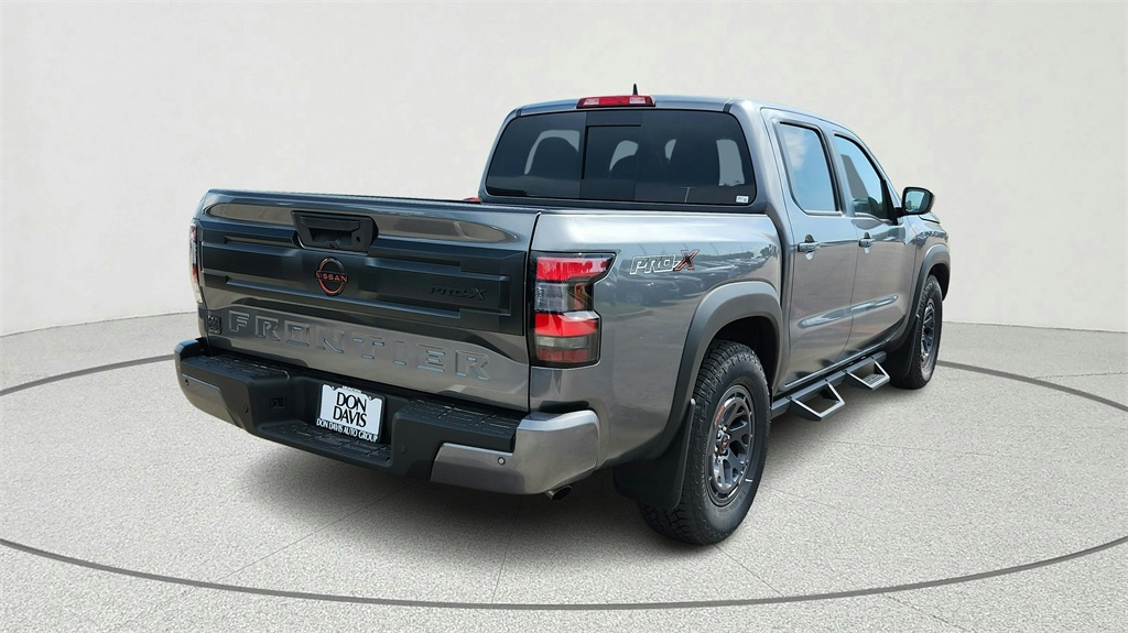 2025 Nissan Frontier