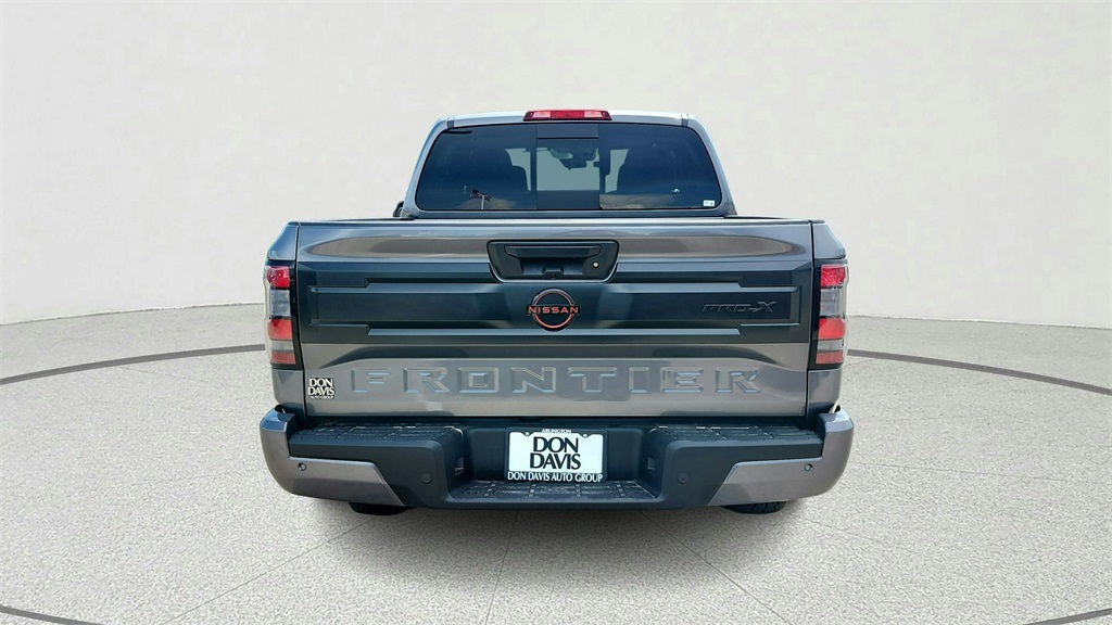 2025 Nissan Frontier