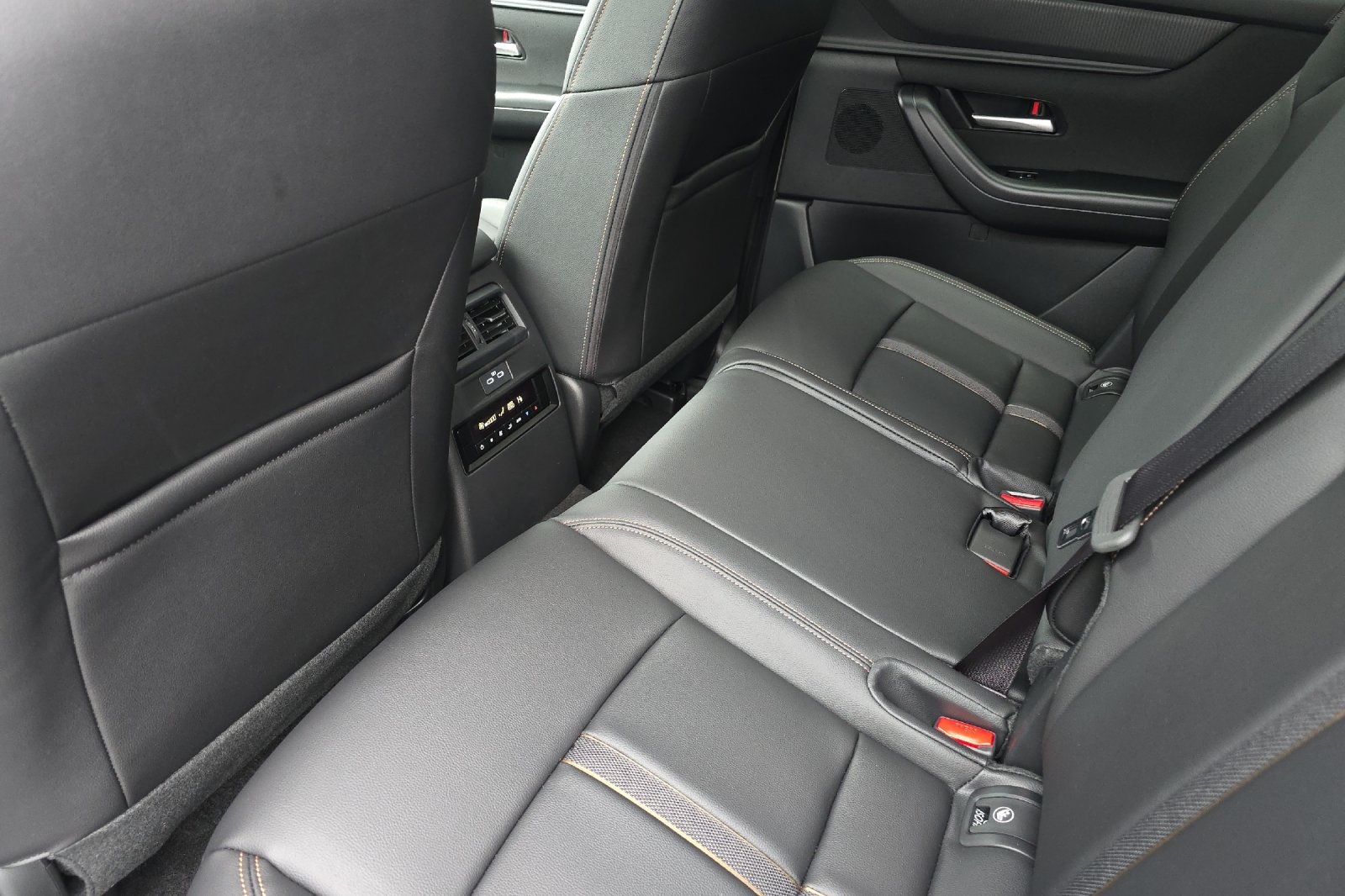 2026 Mazda CX-70 SC - Photo 12