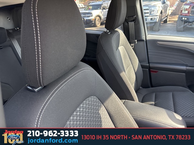 Used Car 2024 Ford Escape  Active For Sale Under $25,000 In San Antonio, Texas