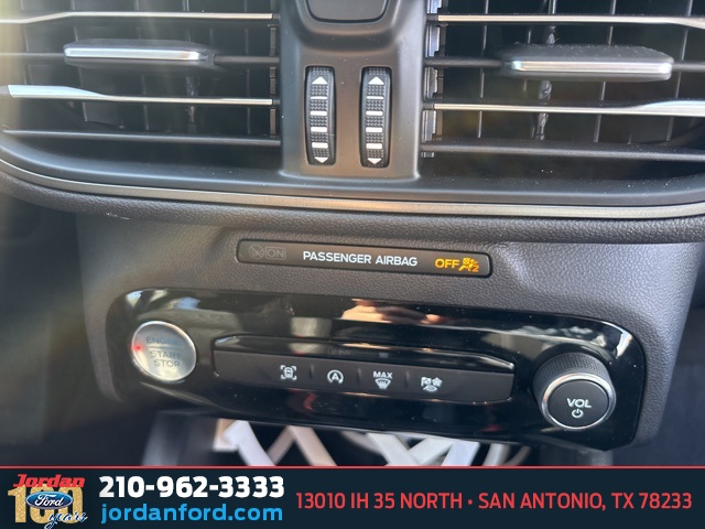 Used Car 2024 Ford Escape  Active For Sale Under $25,000 In San Antonio, Texas