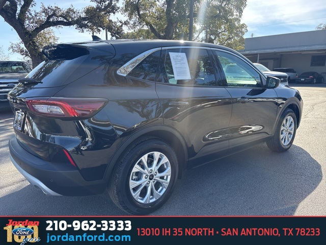 Used Car 2024 Ford Escape  Active For Sale Under $25,000 In San Antonio, Texas