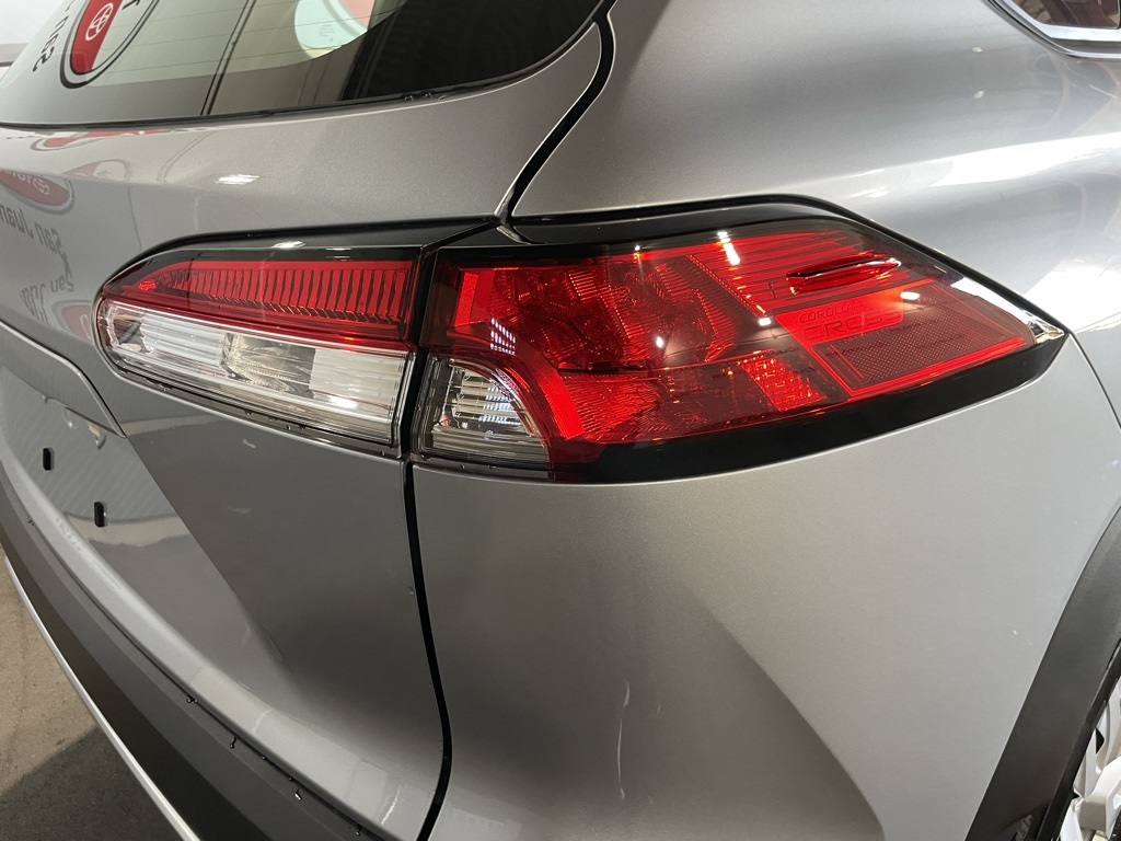 Thumbnail: 2026 Toyota Corolla Cross - 21