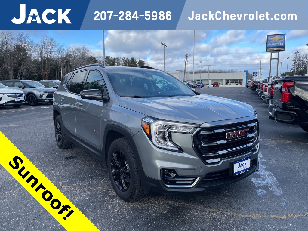2024 GMC Terrain AT4 AWD