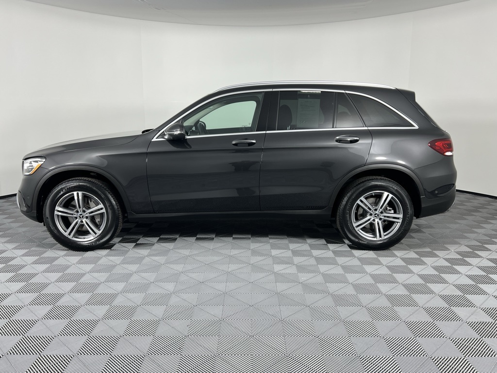 2021 Mercedes Benz GLC 300 photo 4