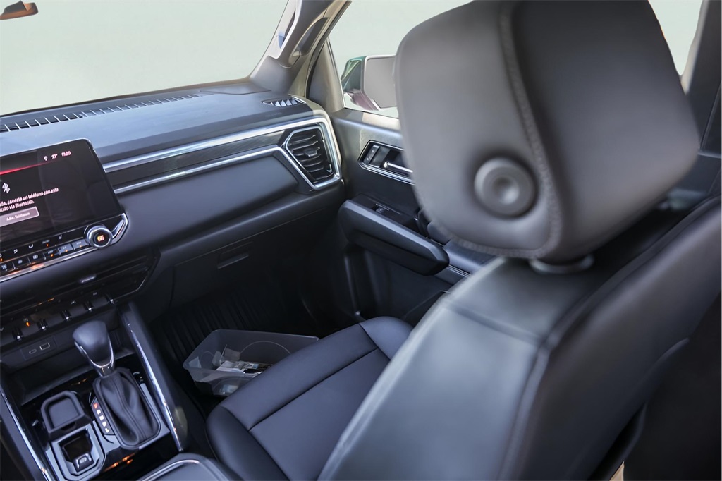 Used Car 2024 Gmc Canyon  Elevation For Sale Under $35,000 In Austin, Texas