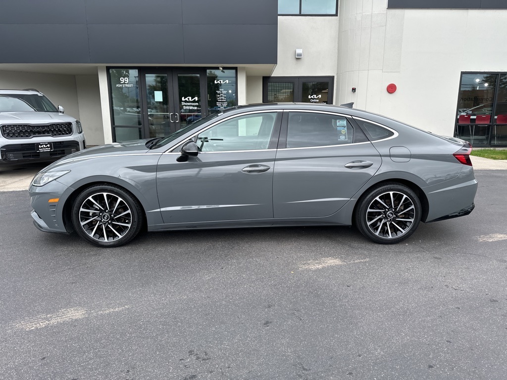 2020 Hyundai Sonata SEL Plus photo 2