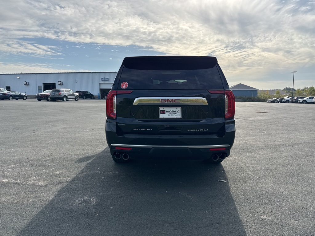 2022 GMC Yukon XL