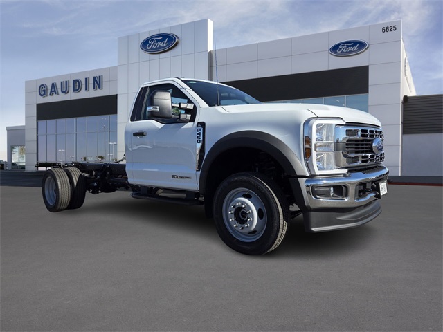 2026 Ford F-450 Super Duty Chassis Cab XL's photo