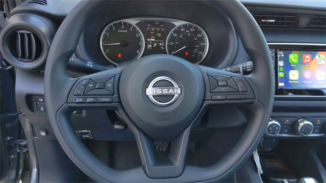 2025 Nissan Kicks Play