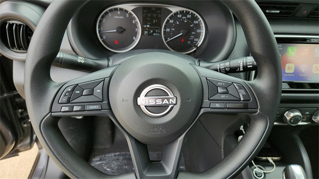 2025 Nissan Kicks Play