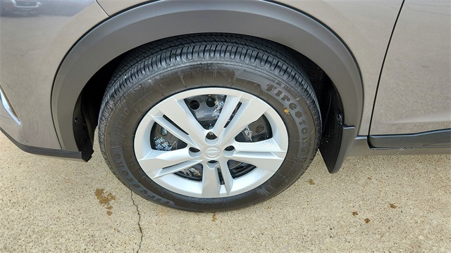 2025 Nissan Kicks Play