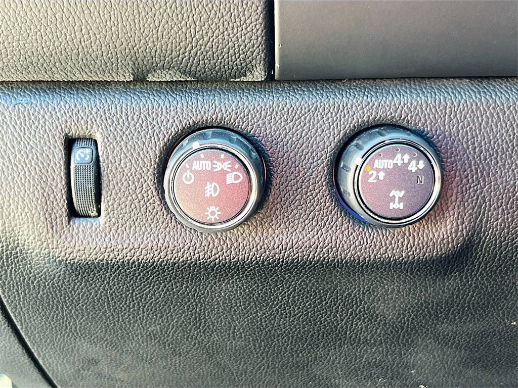 2020 GMC Canyon Denali Black at AutoSavvy Houston Southwest