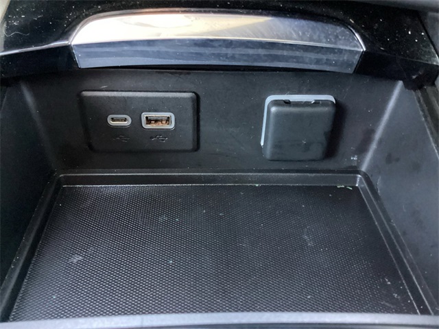 Used Car 2021 Buick Envision  Essence For Sale Under $25,000 In San Antonio, Texas