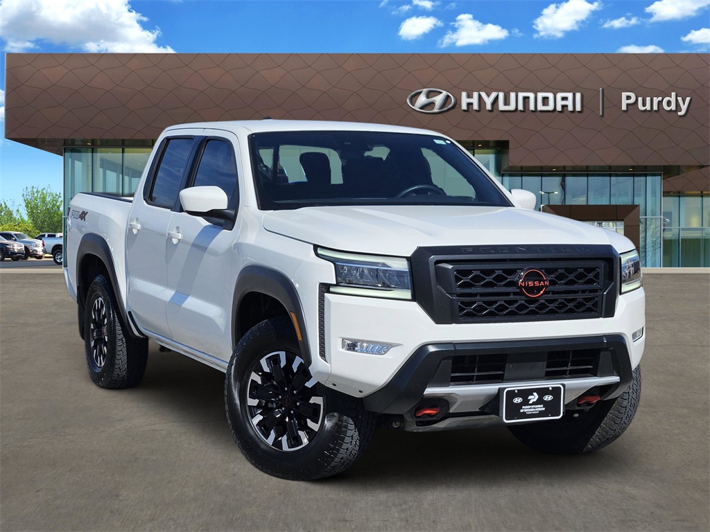 2024 Nissan Frontier PRO-4X Crew Cab 4WD