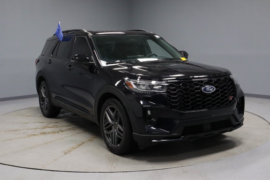 2025 Ford Explorer ST AWD